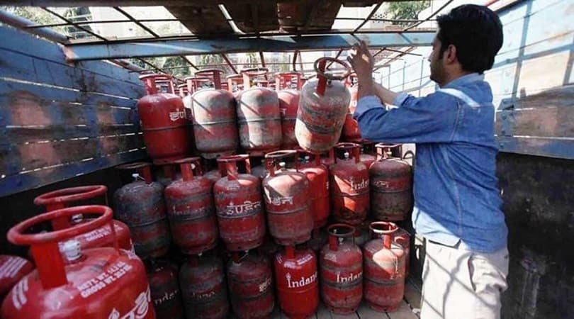 LPG Crunch Continues, Supplies Rationalised for Commercial Users