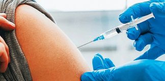 मुंबई में कोरोना टीका
